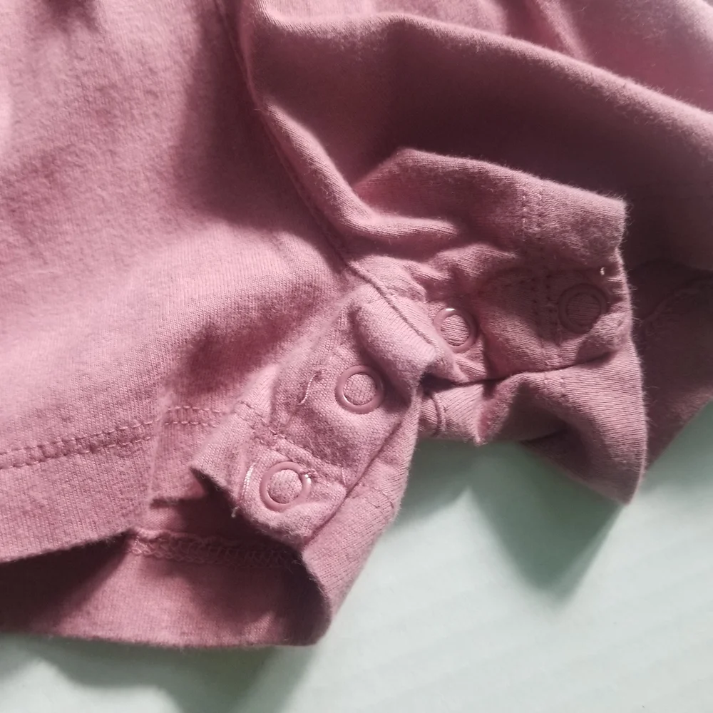 CARTER'S GIRL'S PINK SLEEVELESS ROMPER SIZE 6 MONTHS